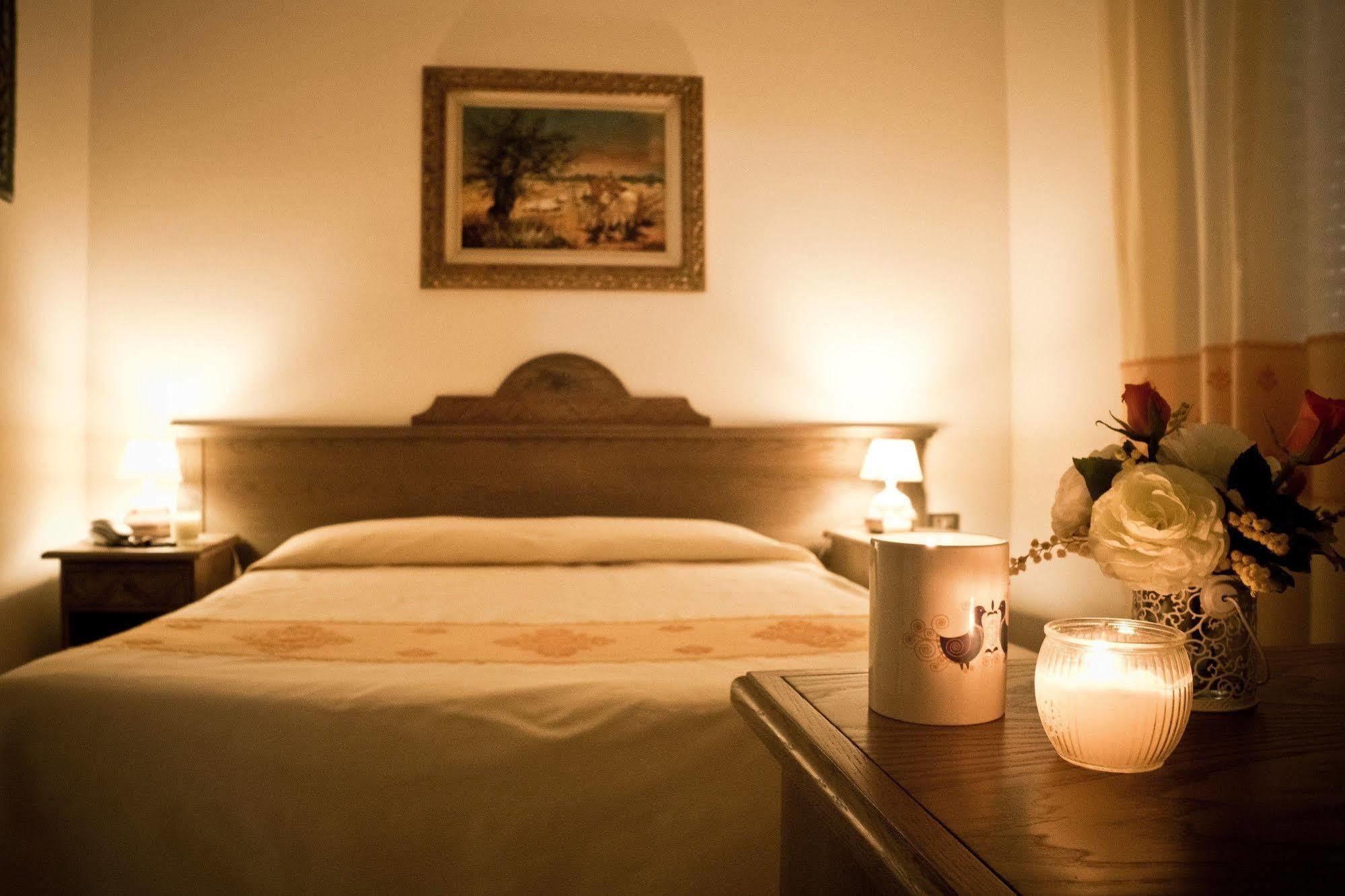 Hotel Artu 伊格莱西亚斯 外观 照片